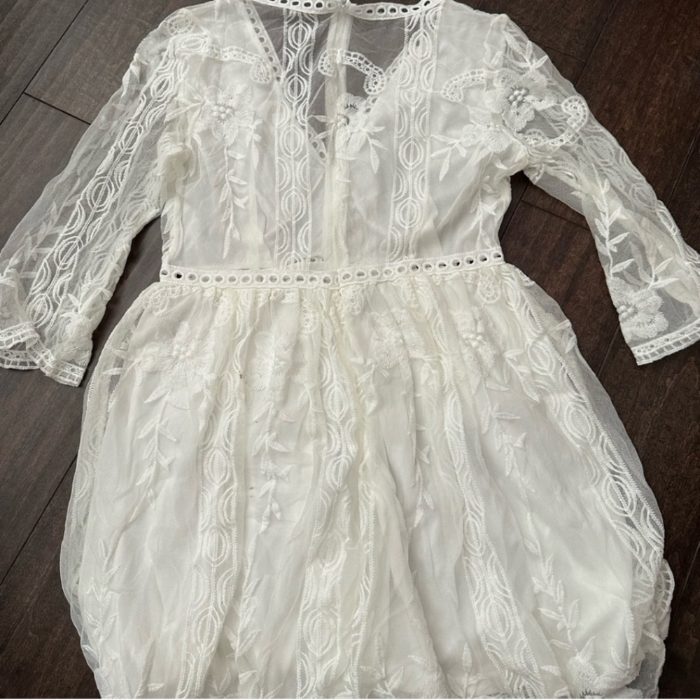 Elegant Lace Sheer Backless V Neck 3/4 Sleeve Flowy Dress Size Large NEW - Picture 6 of 11
